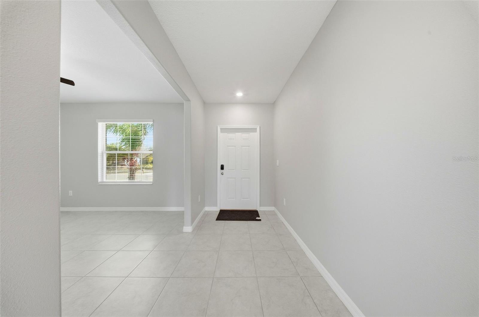 Image 3 of 45 For 15617 Charr Island Street