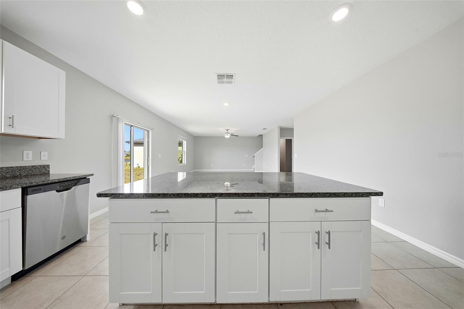 Image 9 of 45 For 15617 Charr Island Street