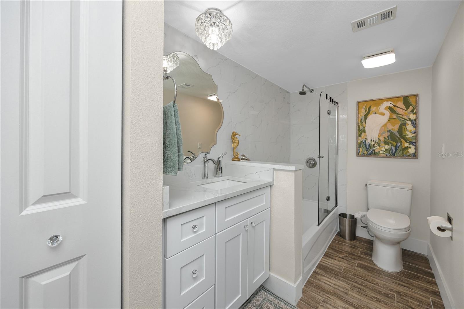 Image 22 of 47 For 329 Medallion Boulevard B