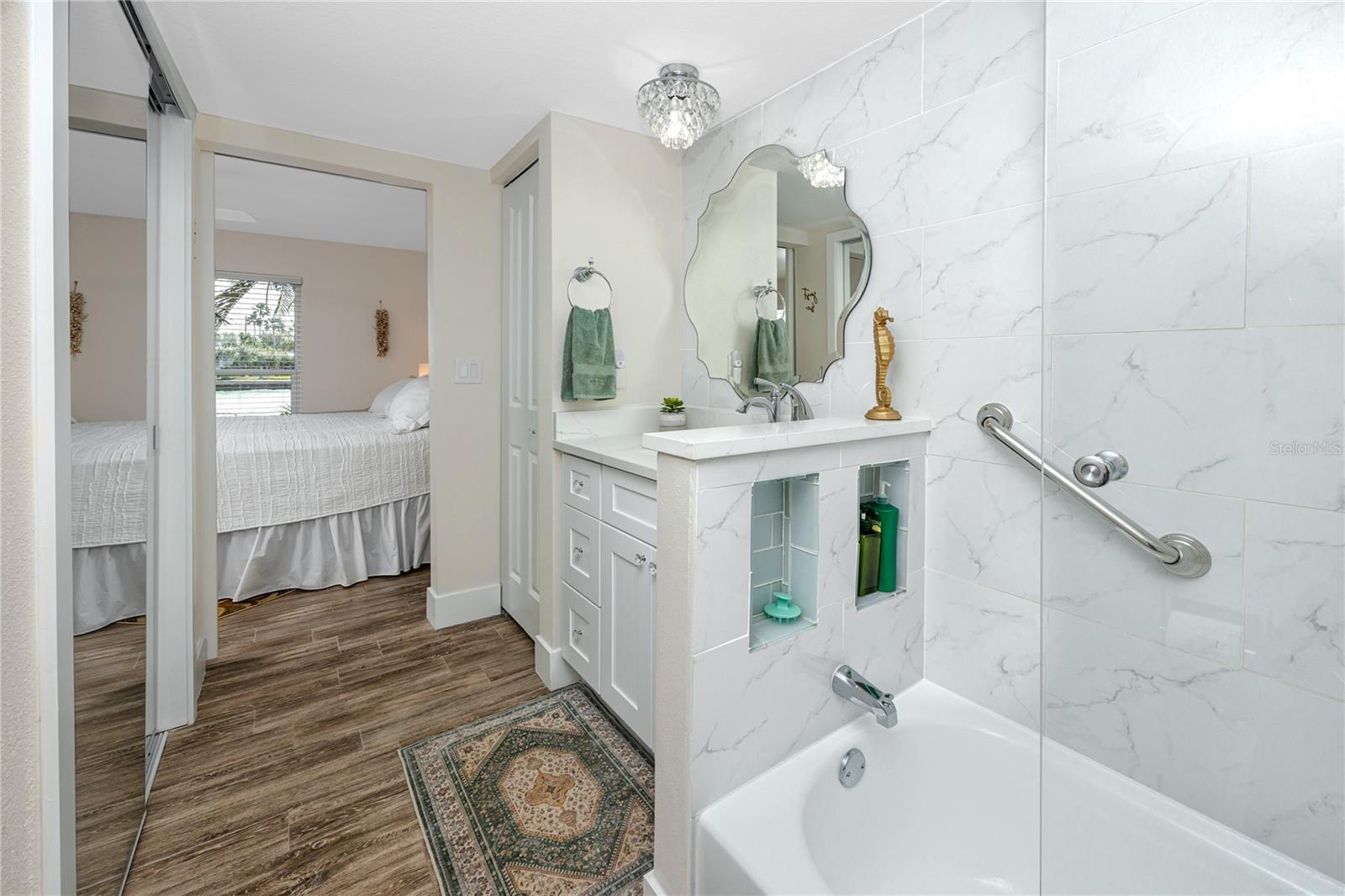 Image 24 of 47 For 329 Medallion Boulevard B