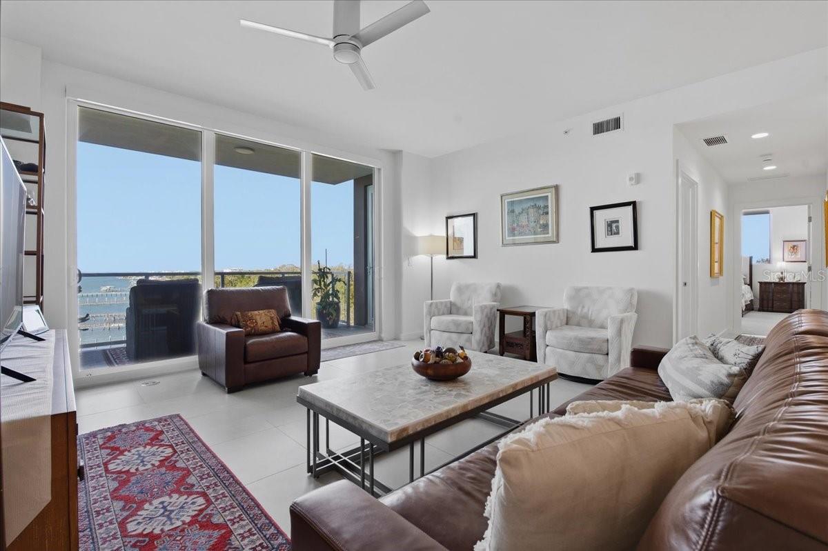 Image 11 of 40 For 920 Osceola Avenue 702