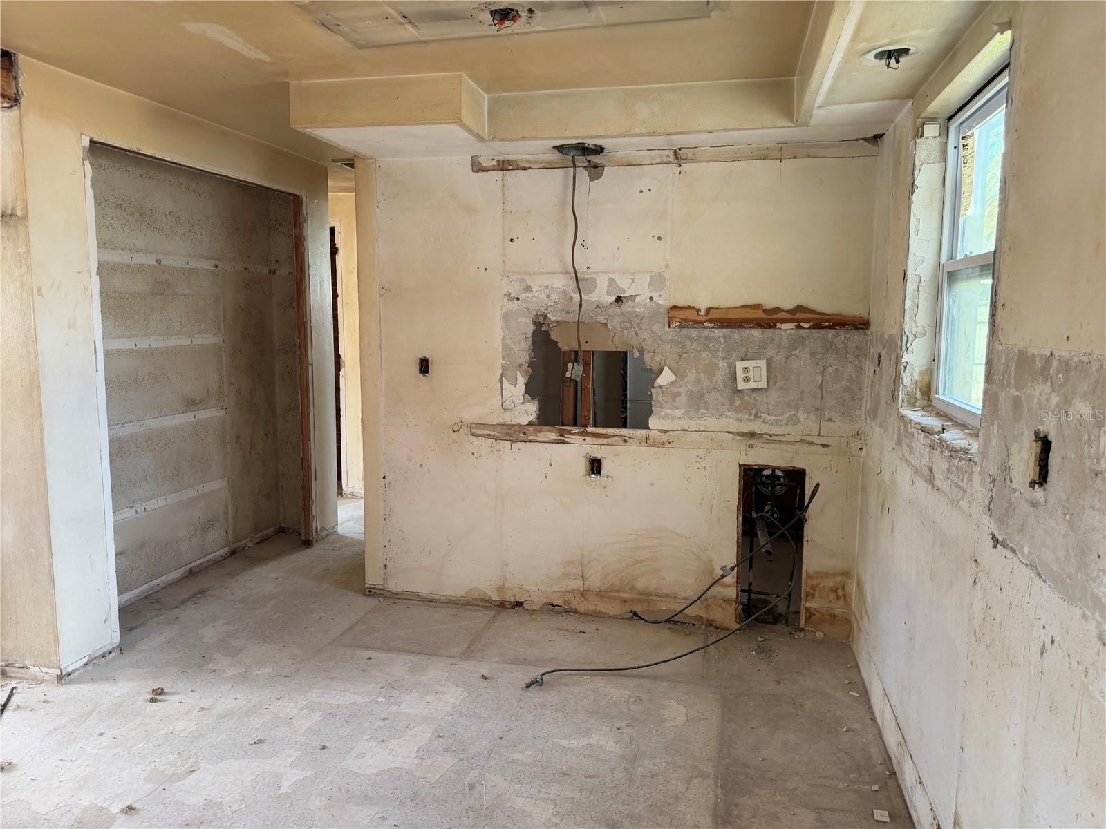 Image 6 of 13 For 3800 Linkwood Street