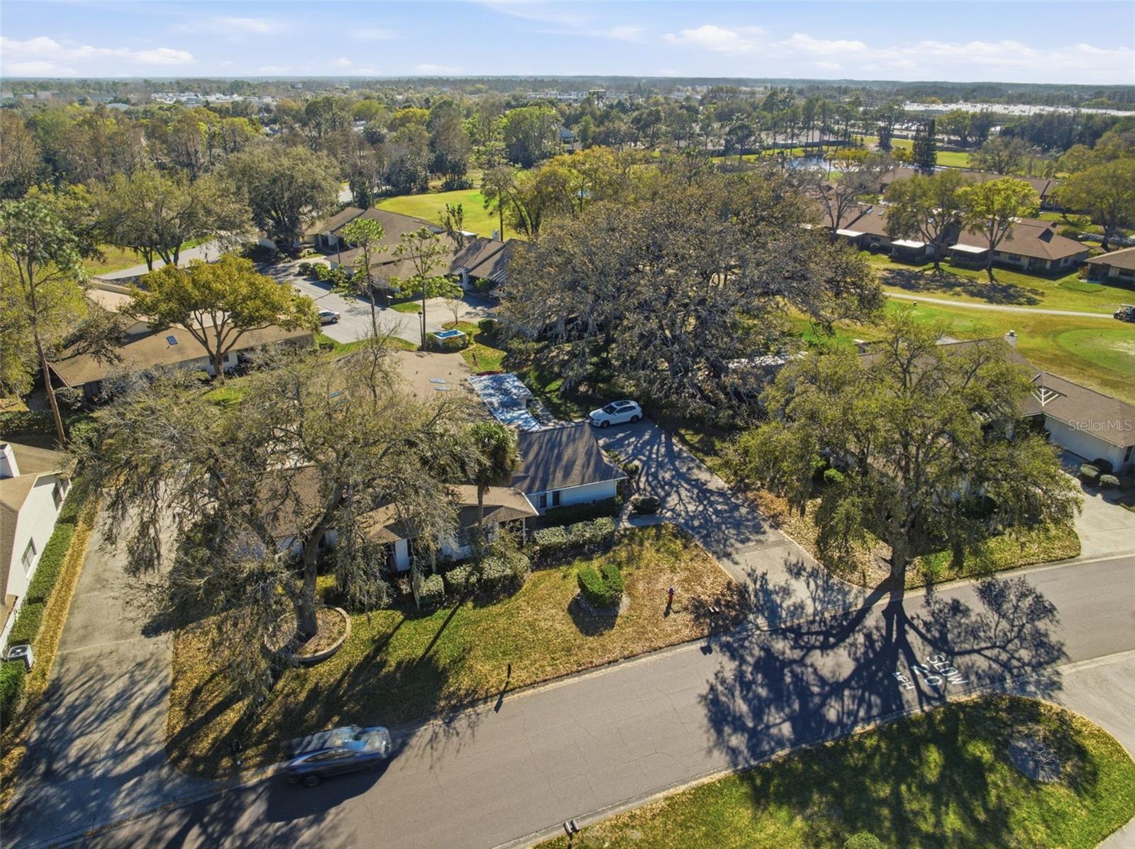 Image 29 of 39 For 9204 Golf View Drive