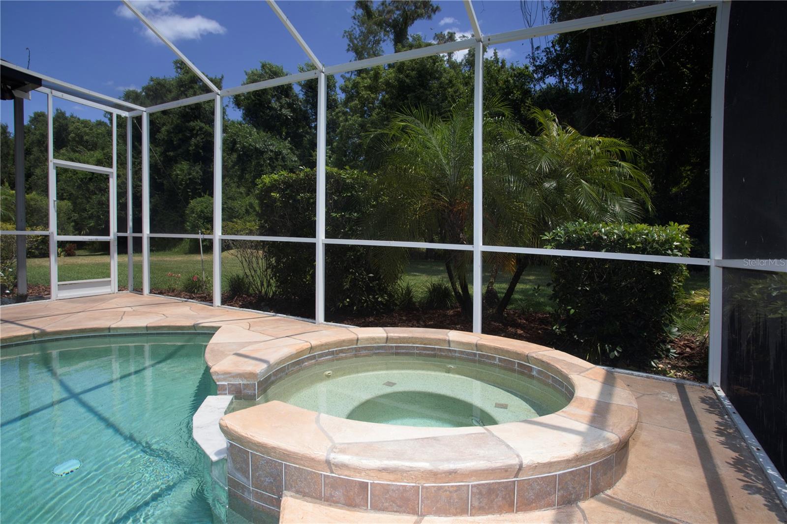 Image 18 of 78 For 15106 Kestrelrise Drive