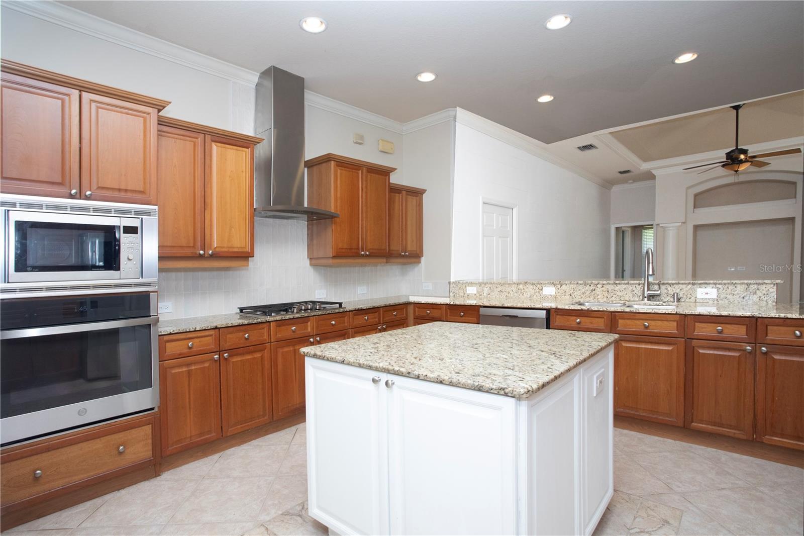 Image 35 of 78 For 15106 Kestrelrise Drive