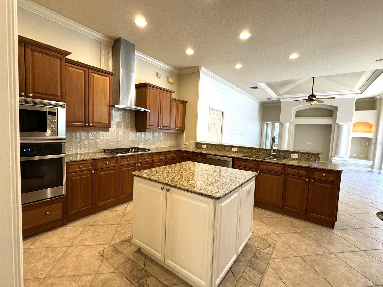 Image 37 of 78 For 15106 Kestrelrise Drive