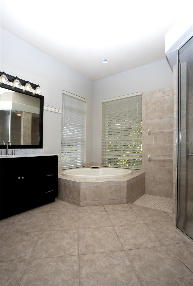 Image 50 of 78 For 15106 Kestrelrise Drive