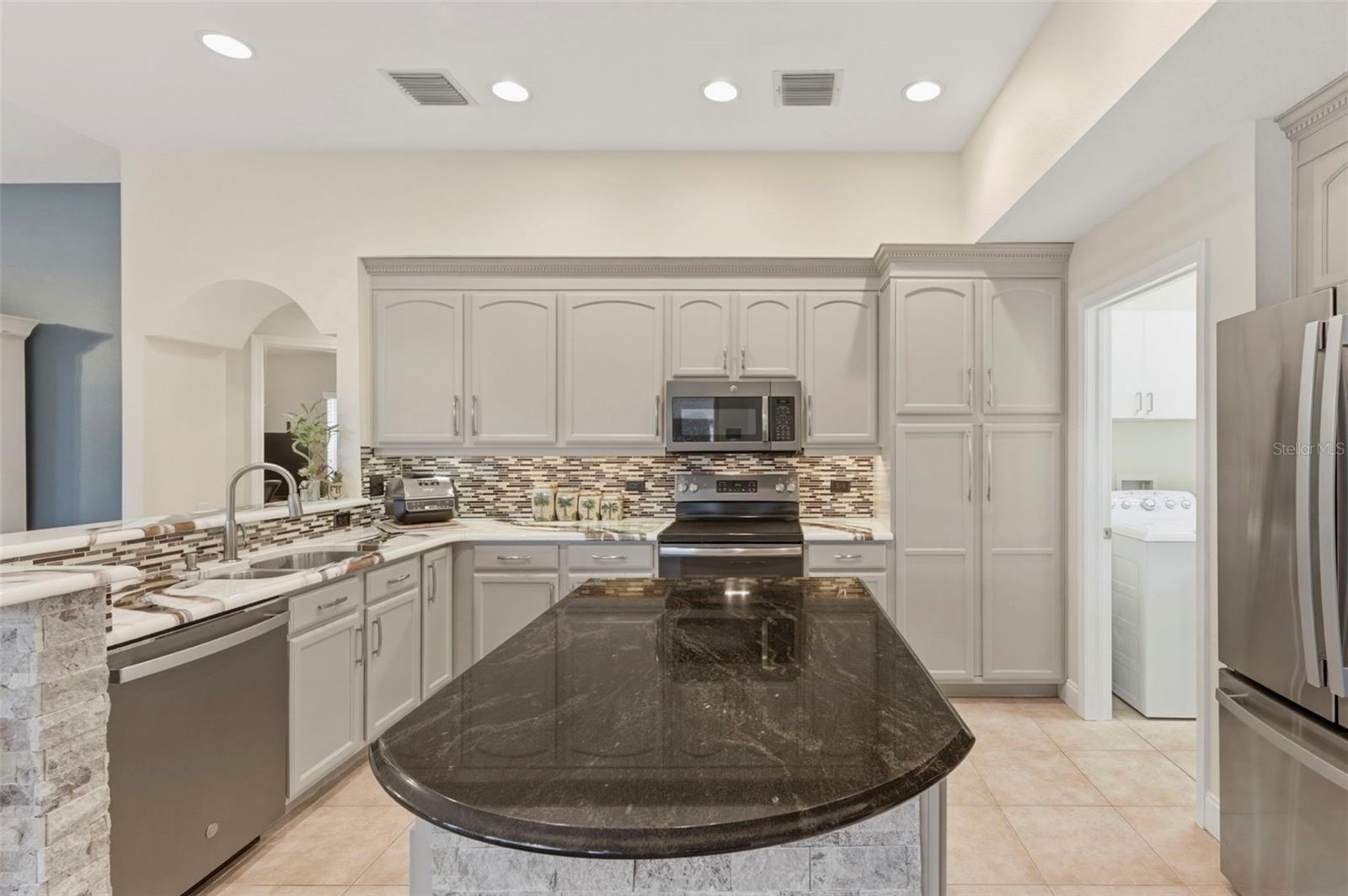 Image 17 of 29 For 10648 Gooseberry Court