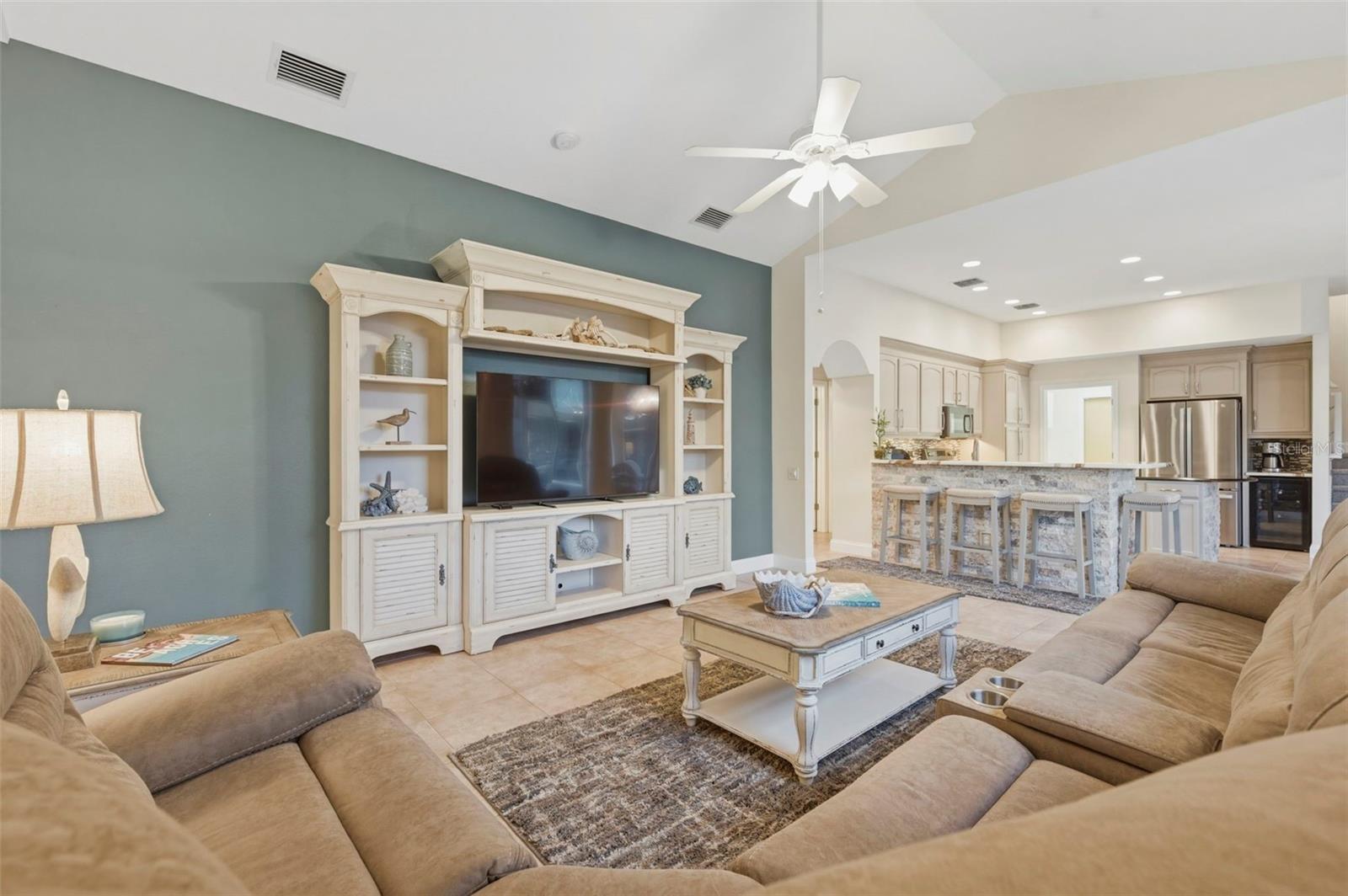 Image 18 of 29 For 10648 Gooseberry Court