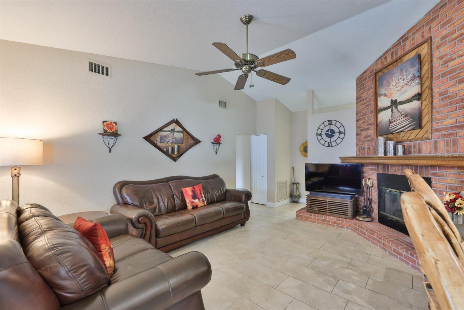 Image 14 of 56 For 9275 133rd Street