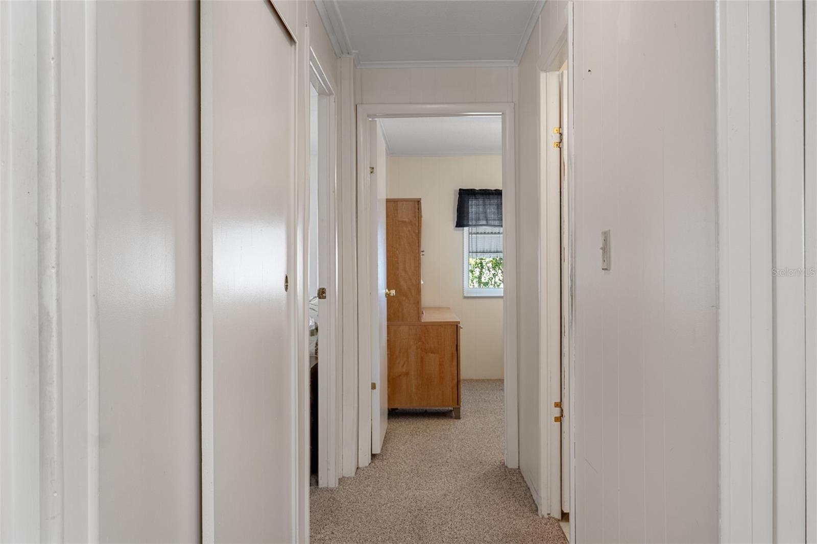 Listing photo id 17 for 7509 Mission Street