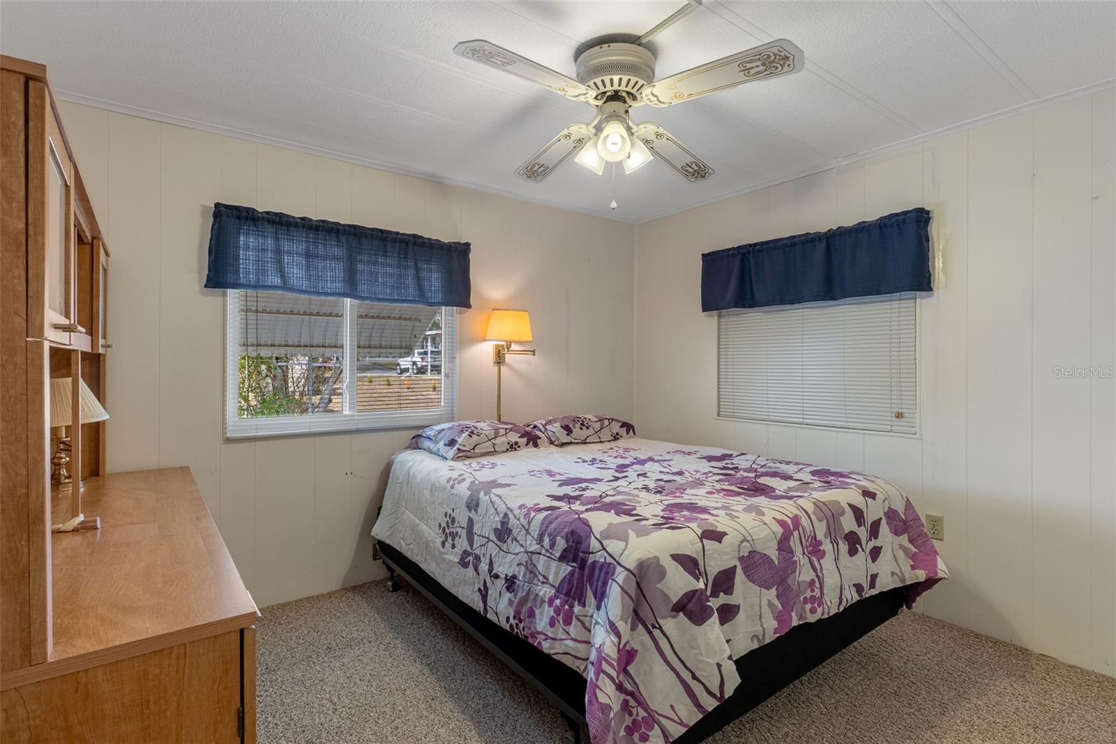 Listing photo id 21 for 7509 Mission Street