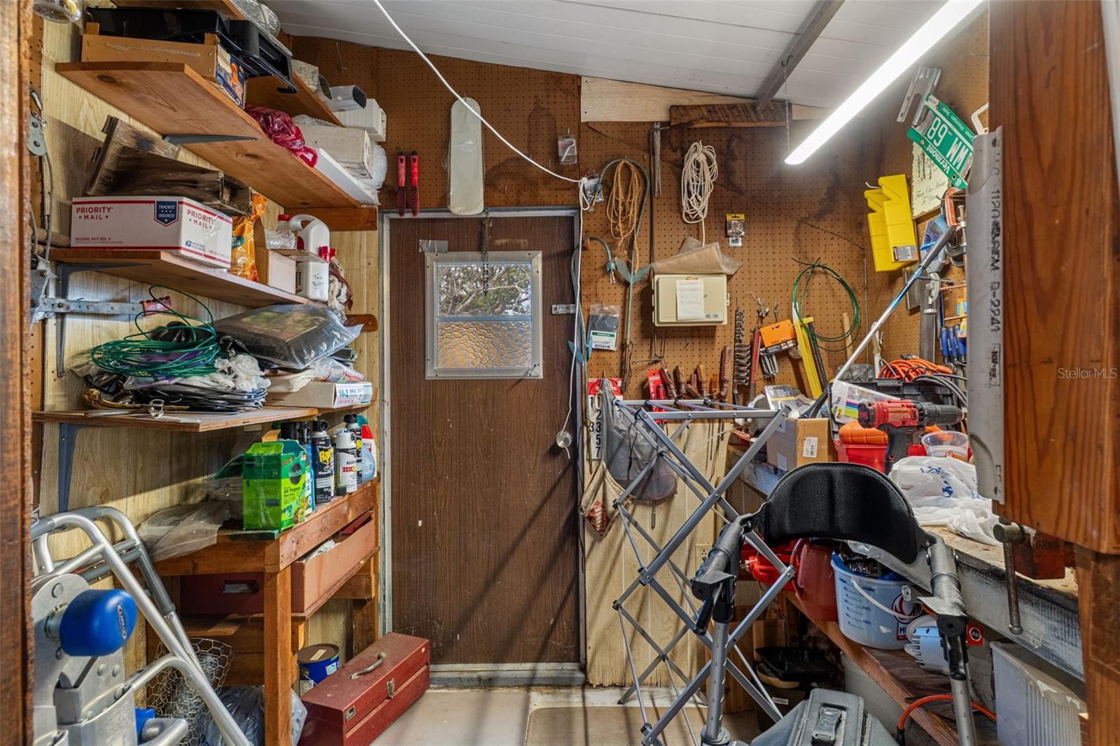 Listing photo id 26 for 7509 Mission Street