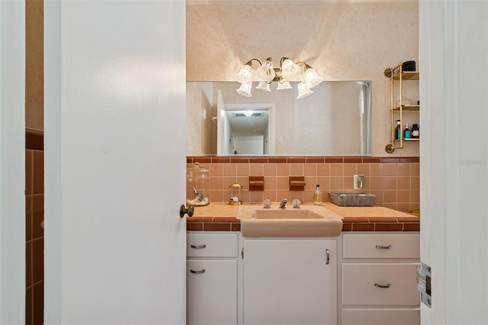 Image 44 of 64 For 65 Inness Drive