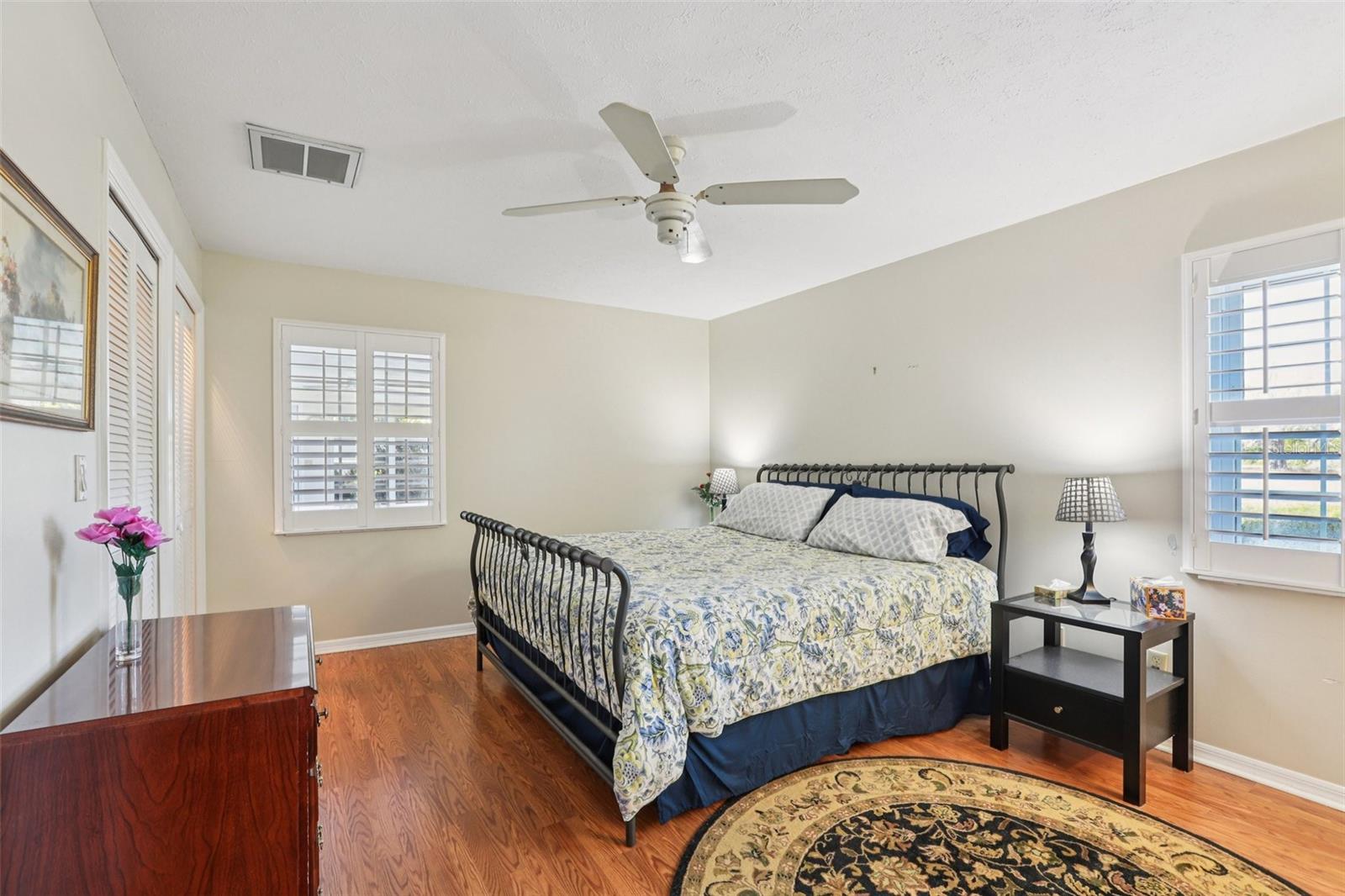 Image 25 of 61 For 407 Stoneham Drive