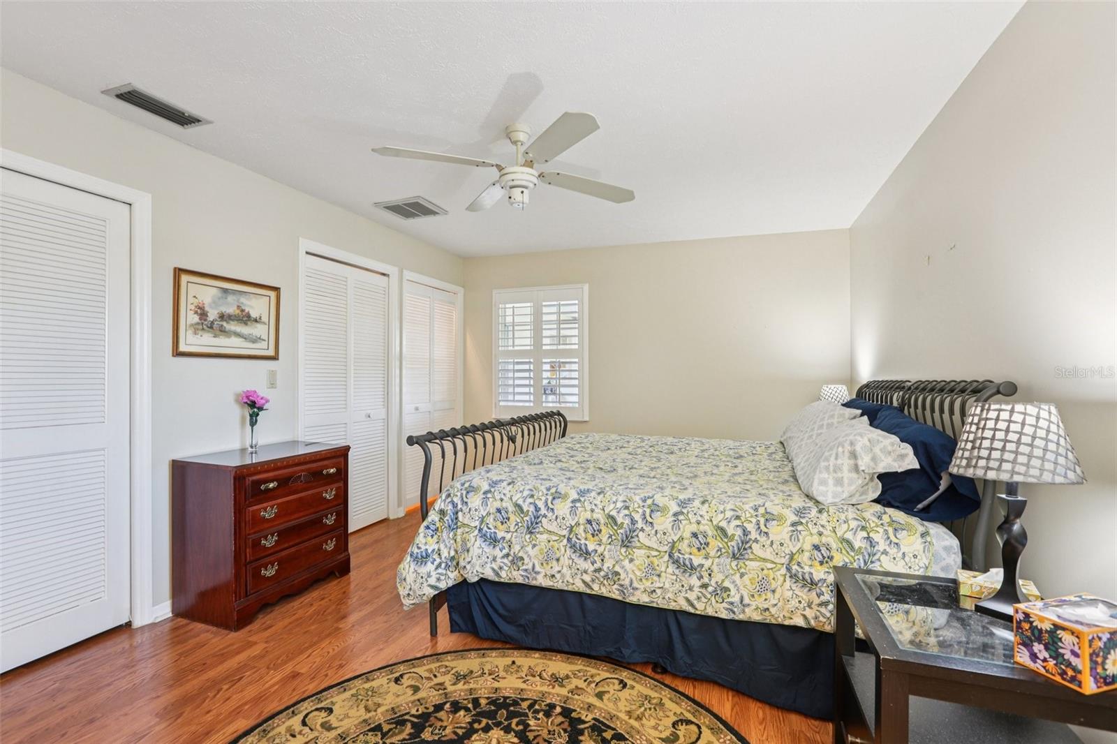 Image 27 of 61 For 407 Stoneham Drive