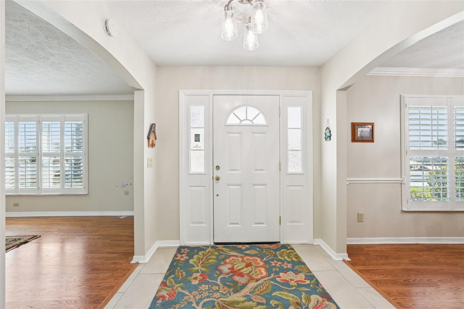 Image 4 of 61 For 407 Stoneham Drive