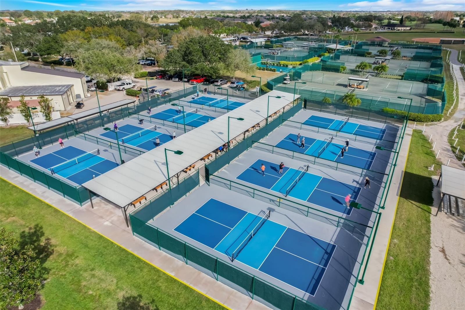 Image 51 of 61 For 407 Stoneham Drive