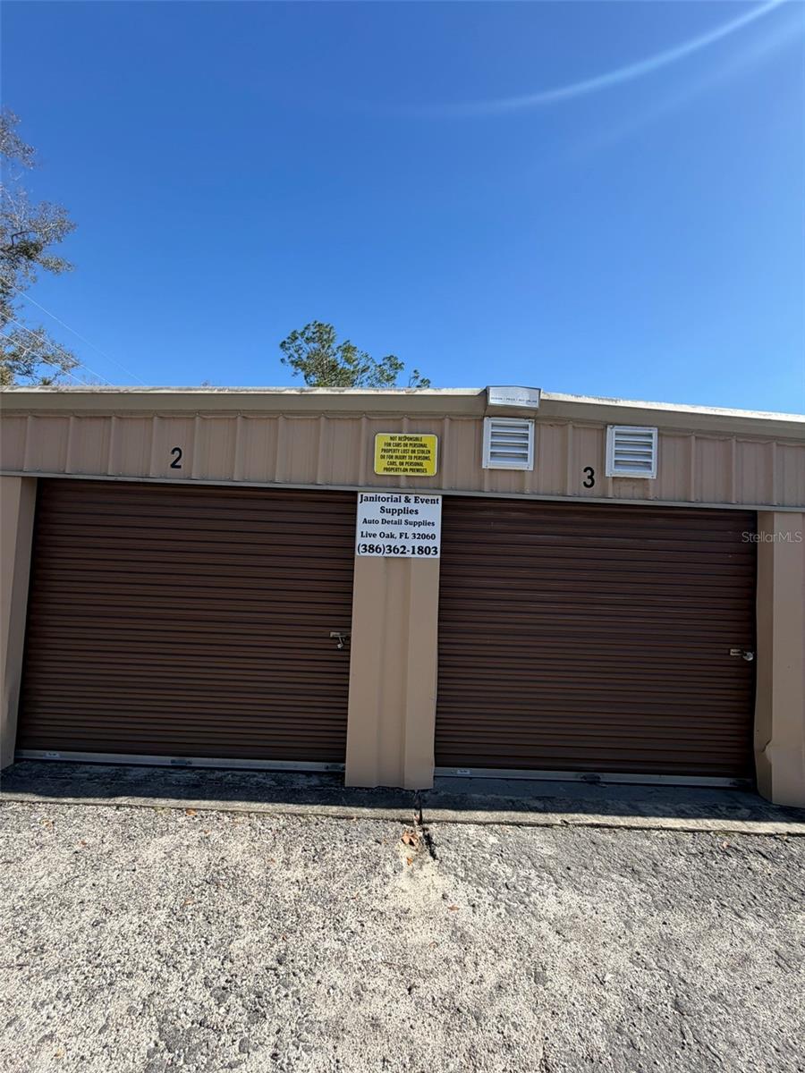 Image 18 of 21 For 12776 Railroad Street