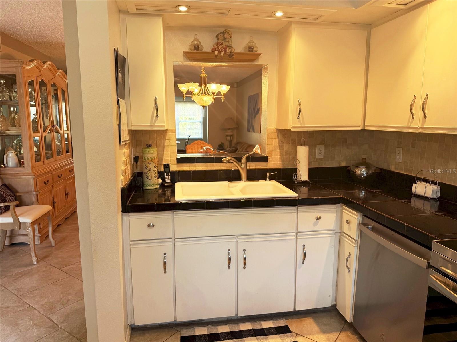 Image 19 of 46 For 1247 Martin Luther King Jr Avenue 307