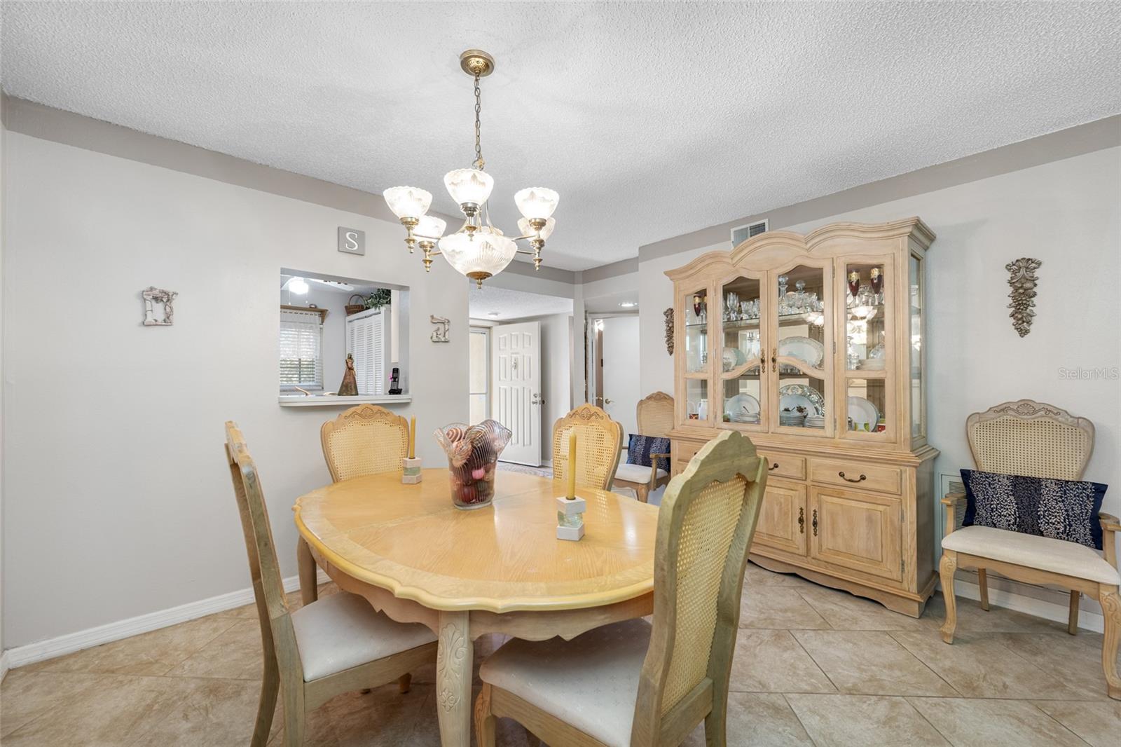 Image 31 of 46 For 1247 Martin Luther King Jr Avenue 307