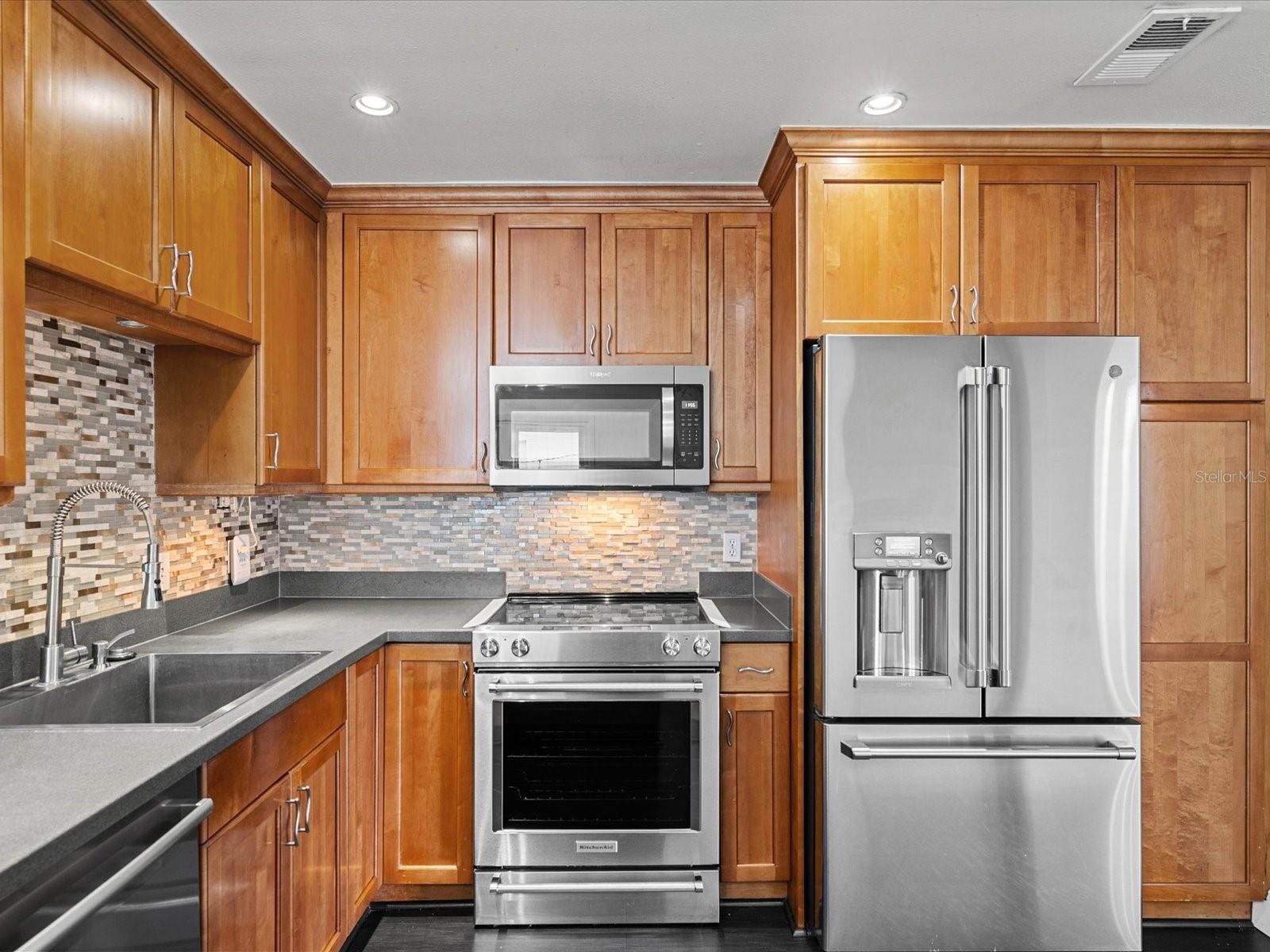 Image 11 of 40 For 2113 Perio Street