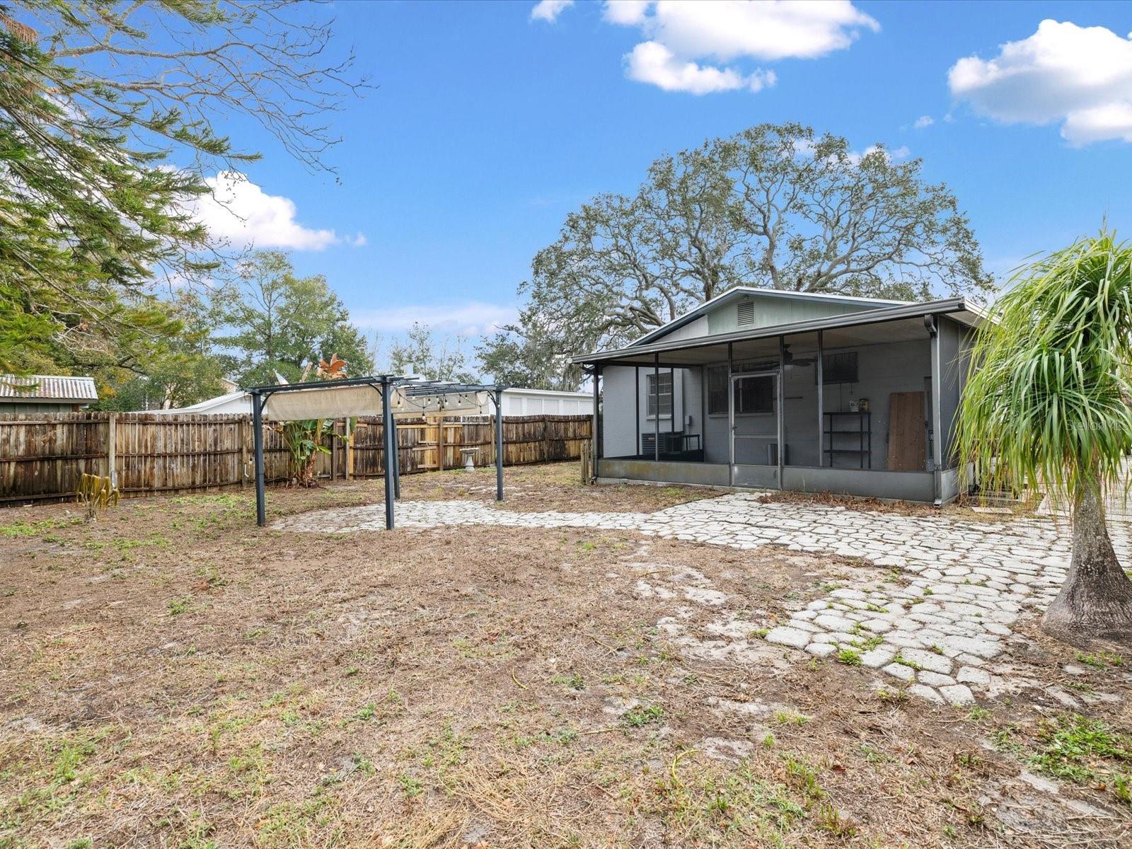 Image 26 of 40 For 2113 Perio Street