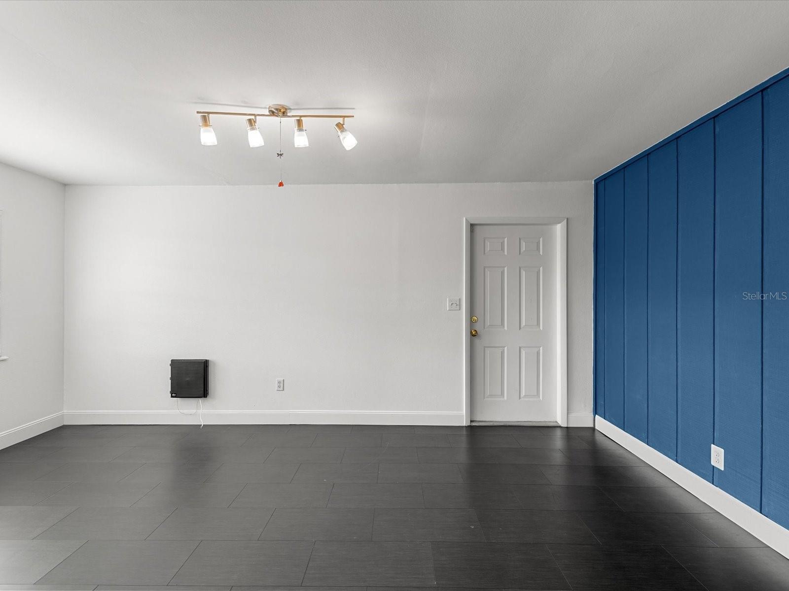 Image 6 of 40 For 2113 Perio Street