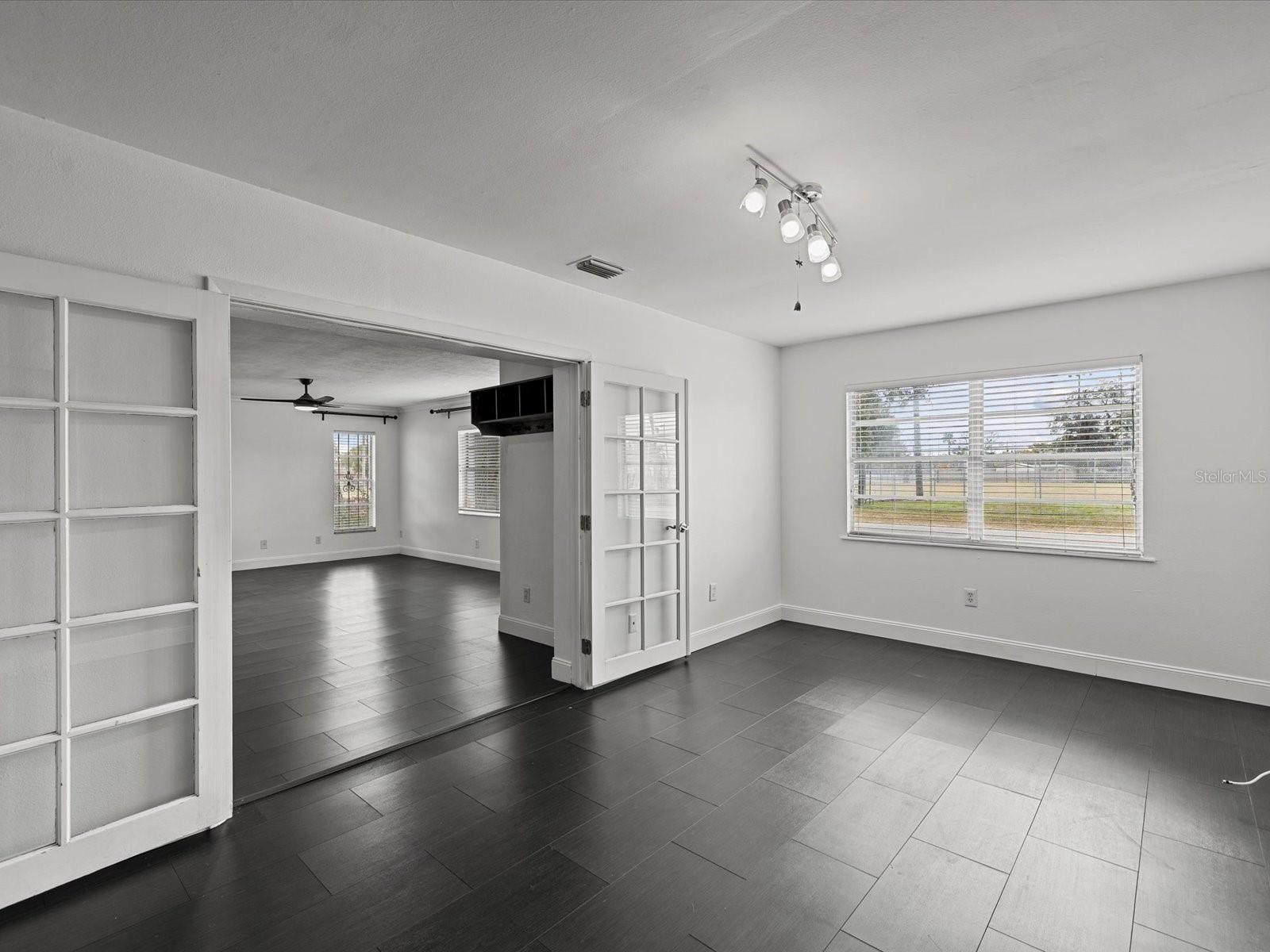 Image 8 of 40 For 2113 Perio Street