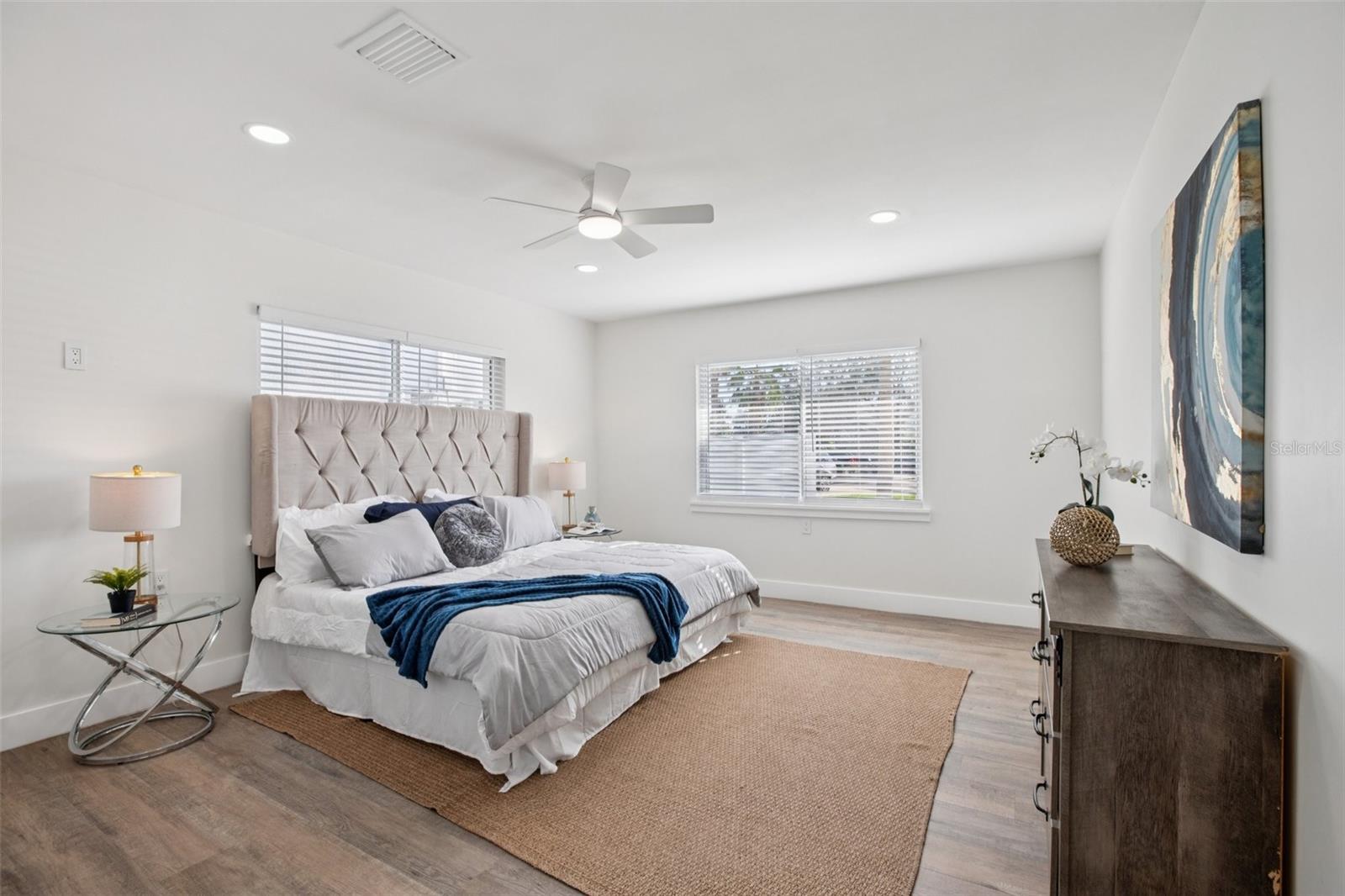 Image 26 of 44 For 1739 Bayou Grande Boulevard Ne