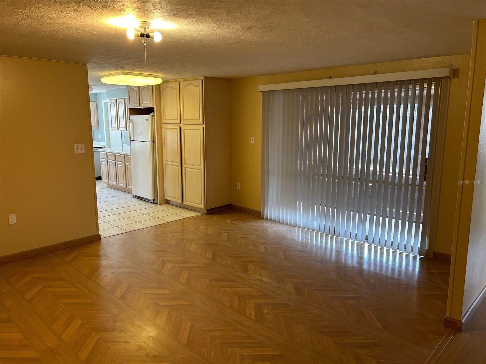 Image 13 of 46 For 1815 Lowry Avenue