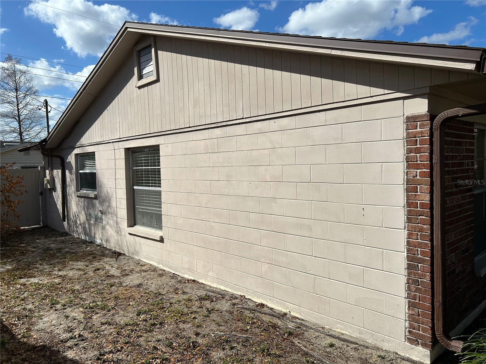 Image 32 of 46 For 1815 Lowry Avenue