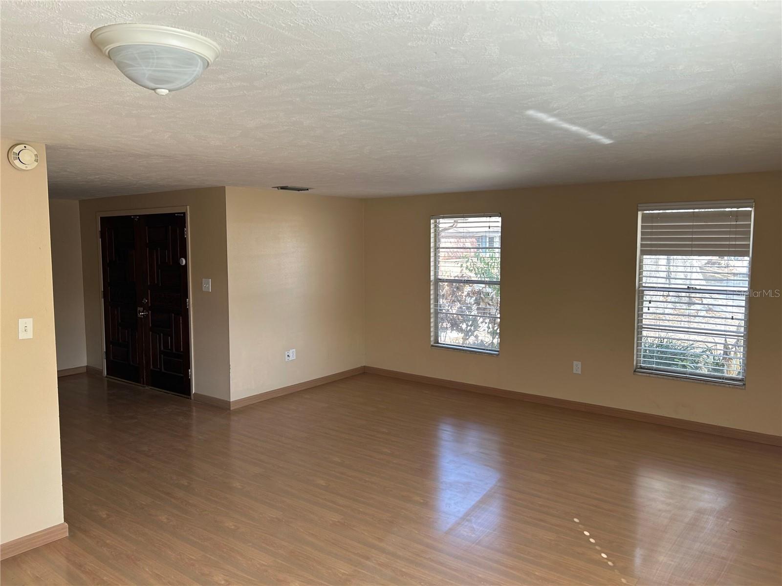 Image 38 of 46 For 1815 Lowry Avenue