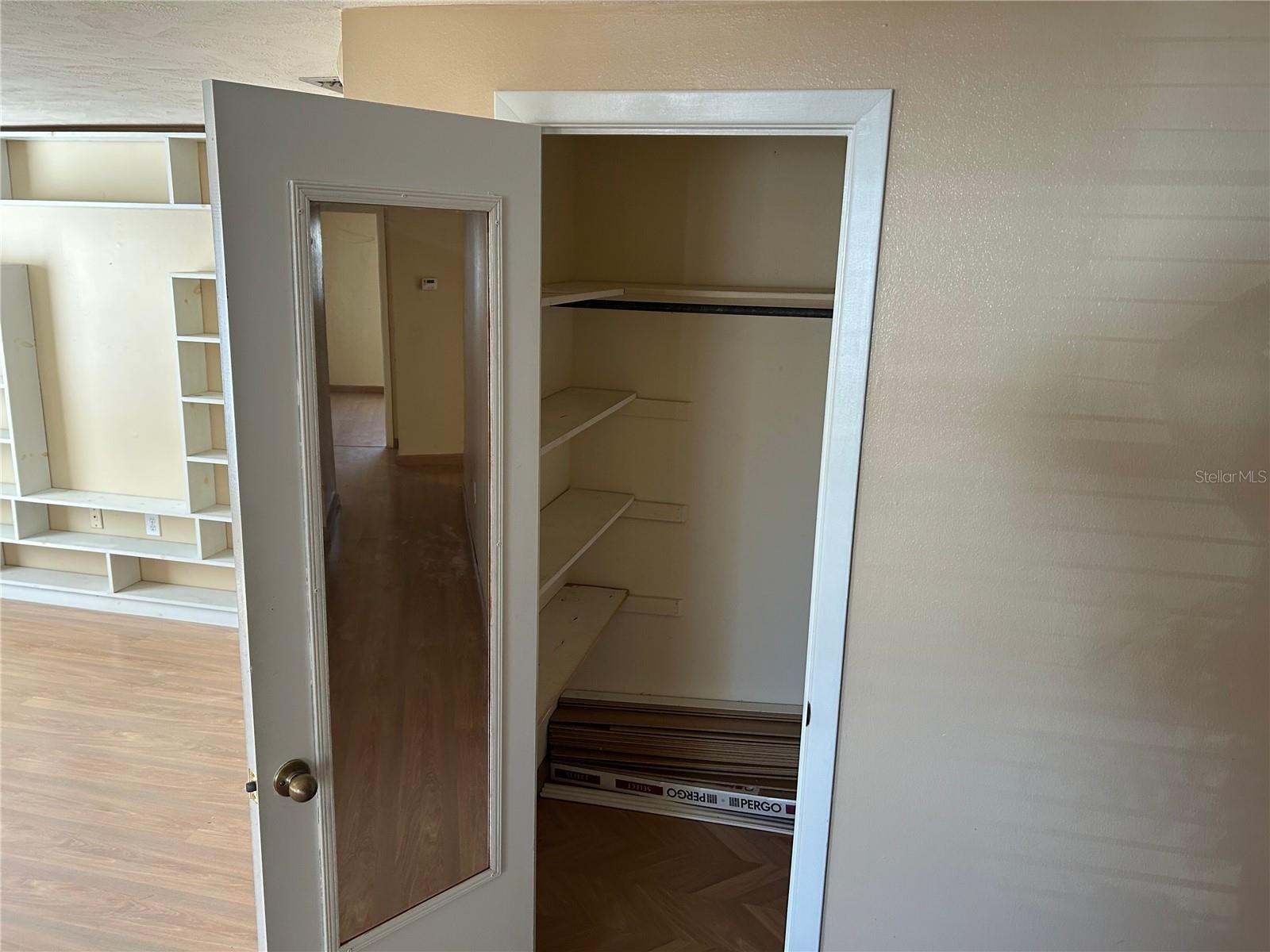 Image 41 of 46 For 1815 Lowry Avenue