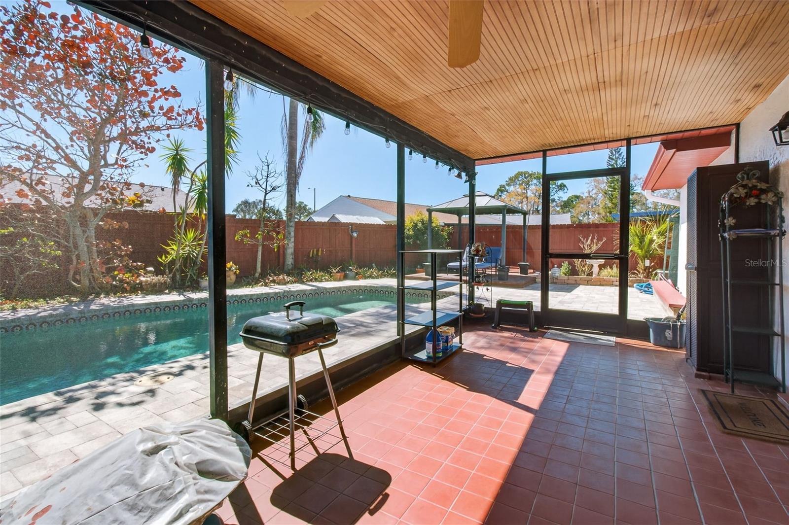 Listing photo id 28 for 215 Lake Charles Court