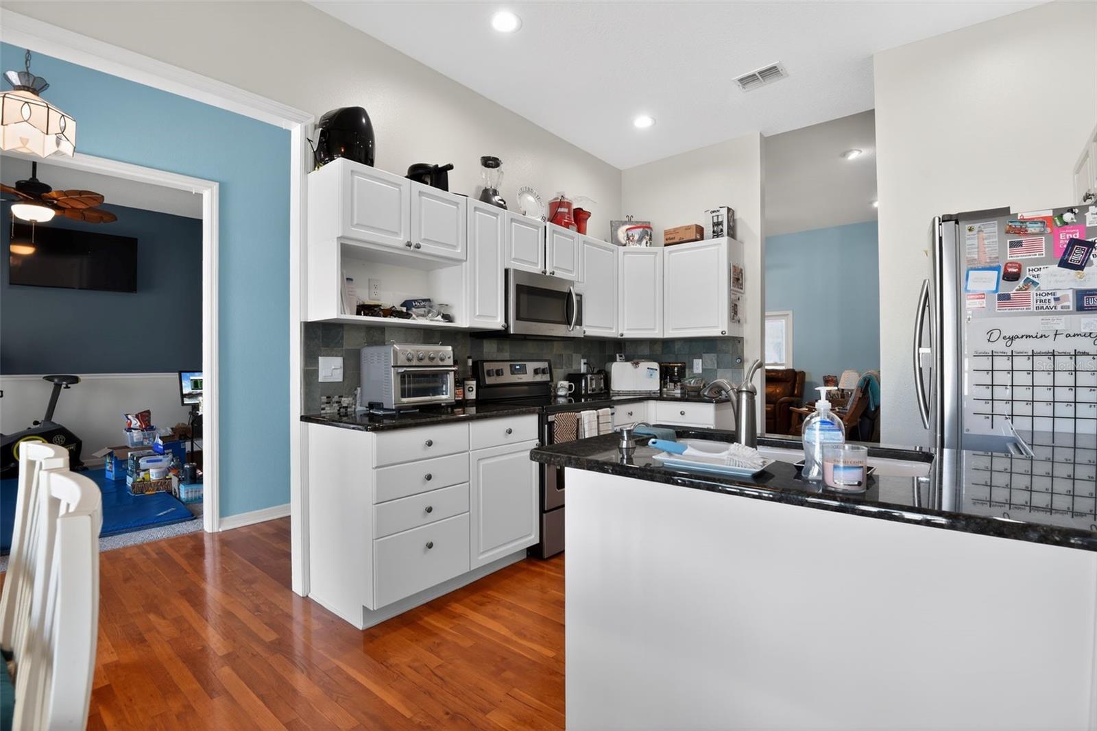 Image 15 of 17 For 49 Loggerhead Court