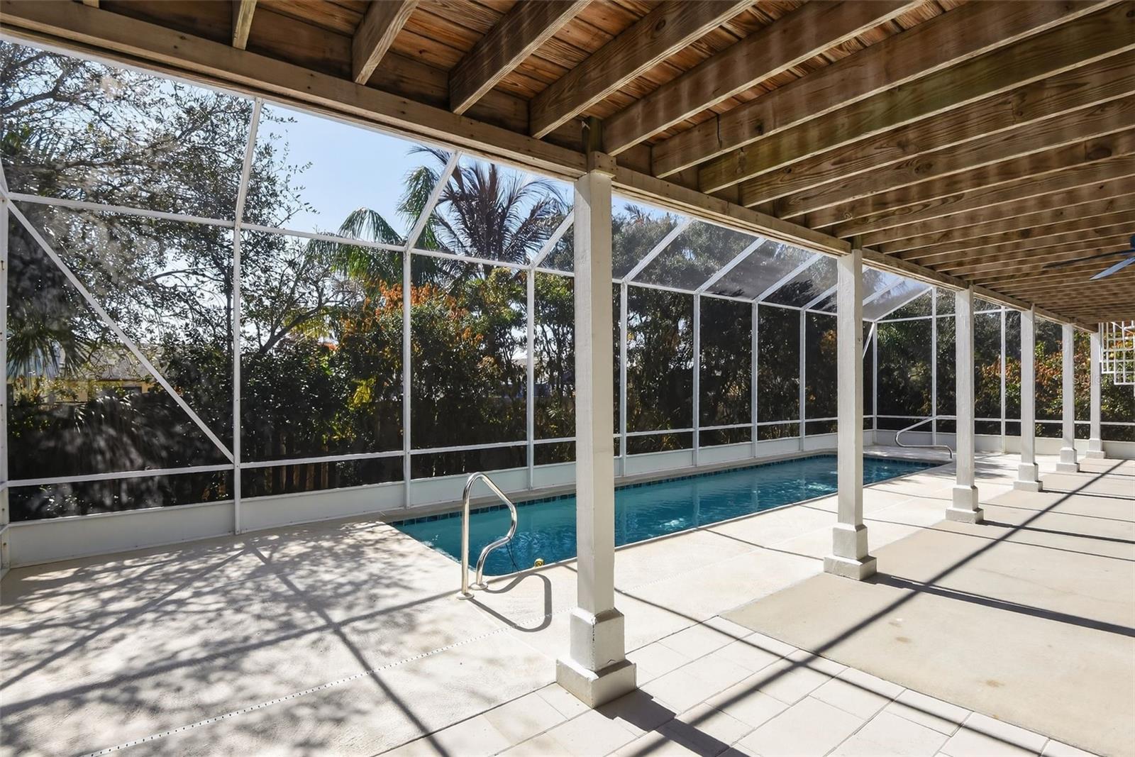 Image 9 of 17 For 49 Loggerhead Court