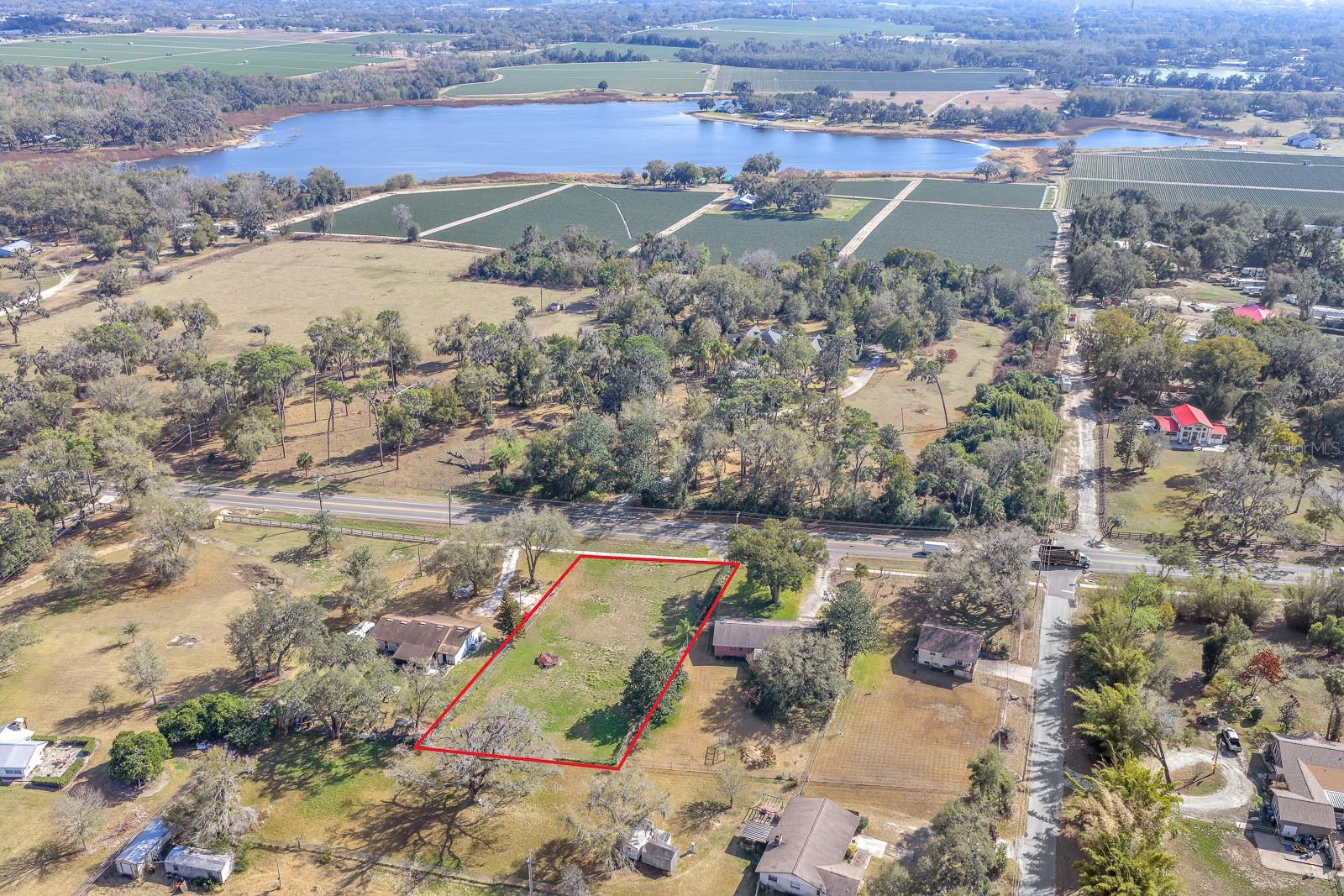 Listing photo id 5 for 13520 92 Highway