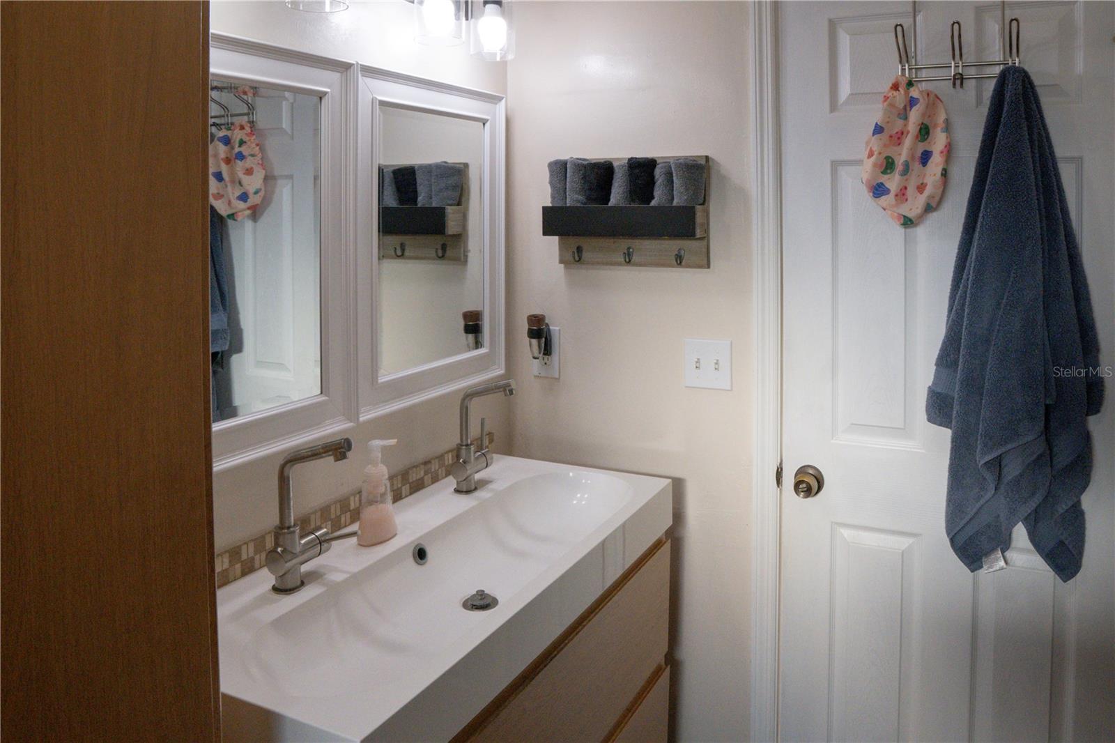 Image 37 of 67 For 5834 98th Avenue N