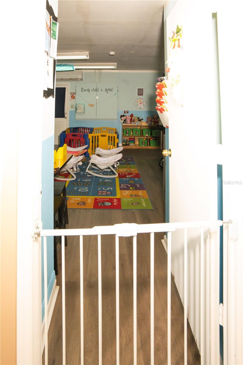 Image 41 of 67 For 5834 98th Avenue N