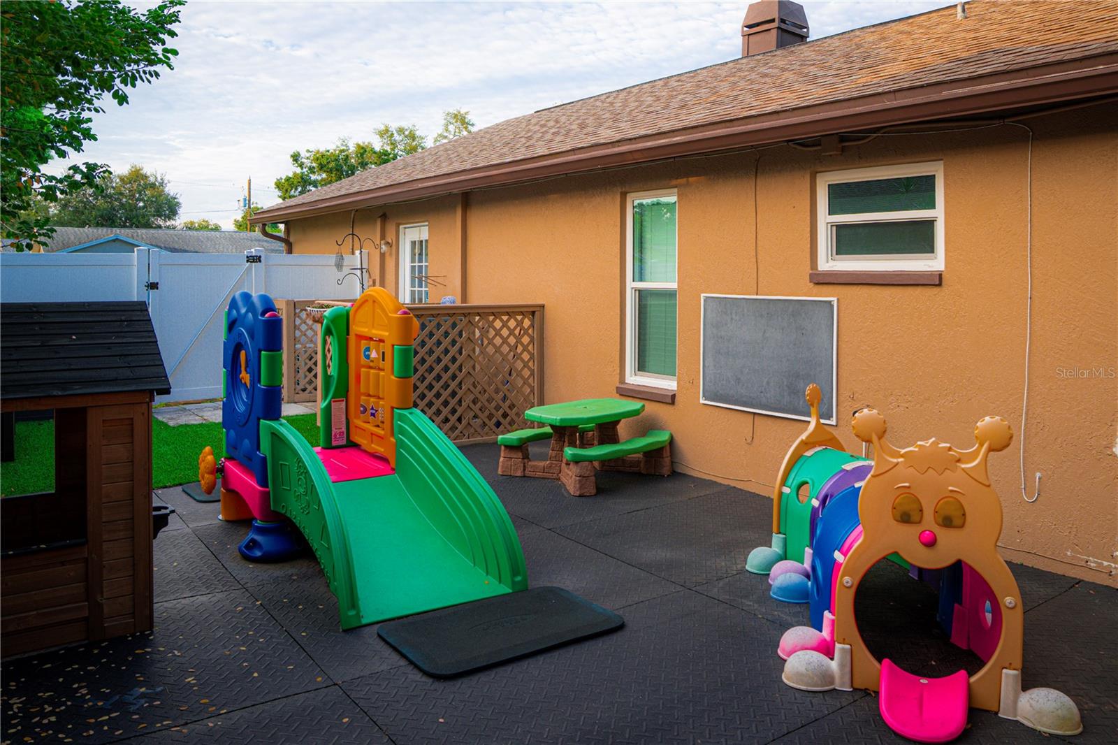 Image 52 of 67 For 5834 98th Avenue N