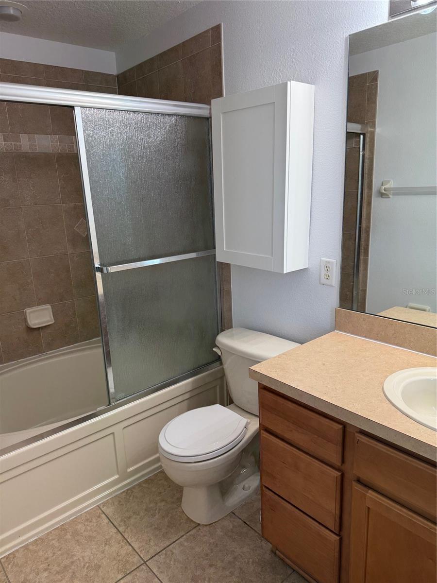 Image 17 of 20 For 2423 Middleton Grove Drive