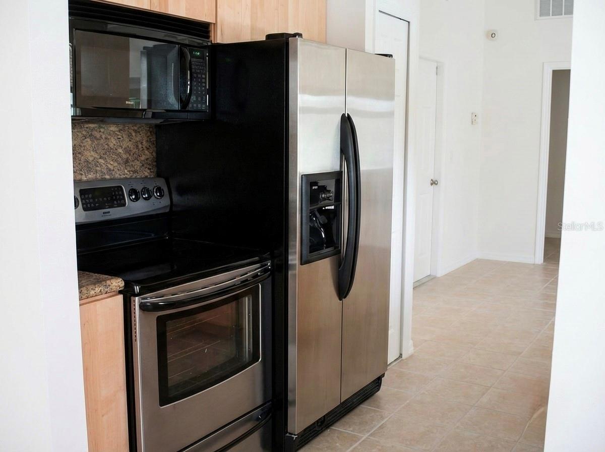 Image 3 of 6 For 2341 Lawford Street