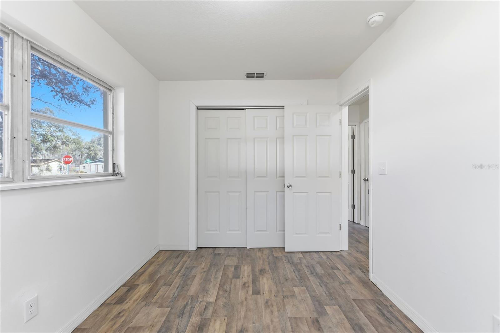 Image 10 of 25 For 34814 & 34816 Evergreen Way