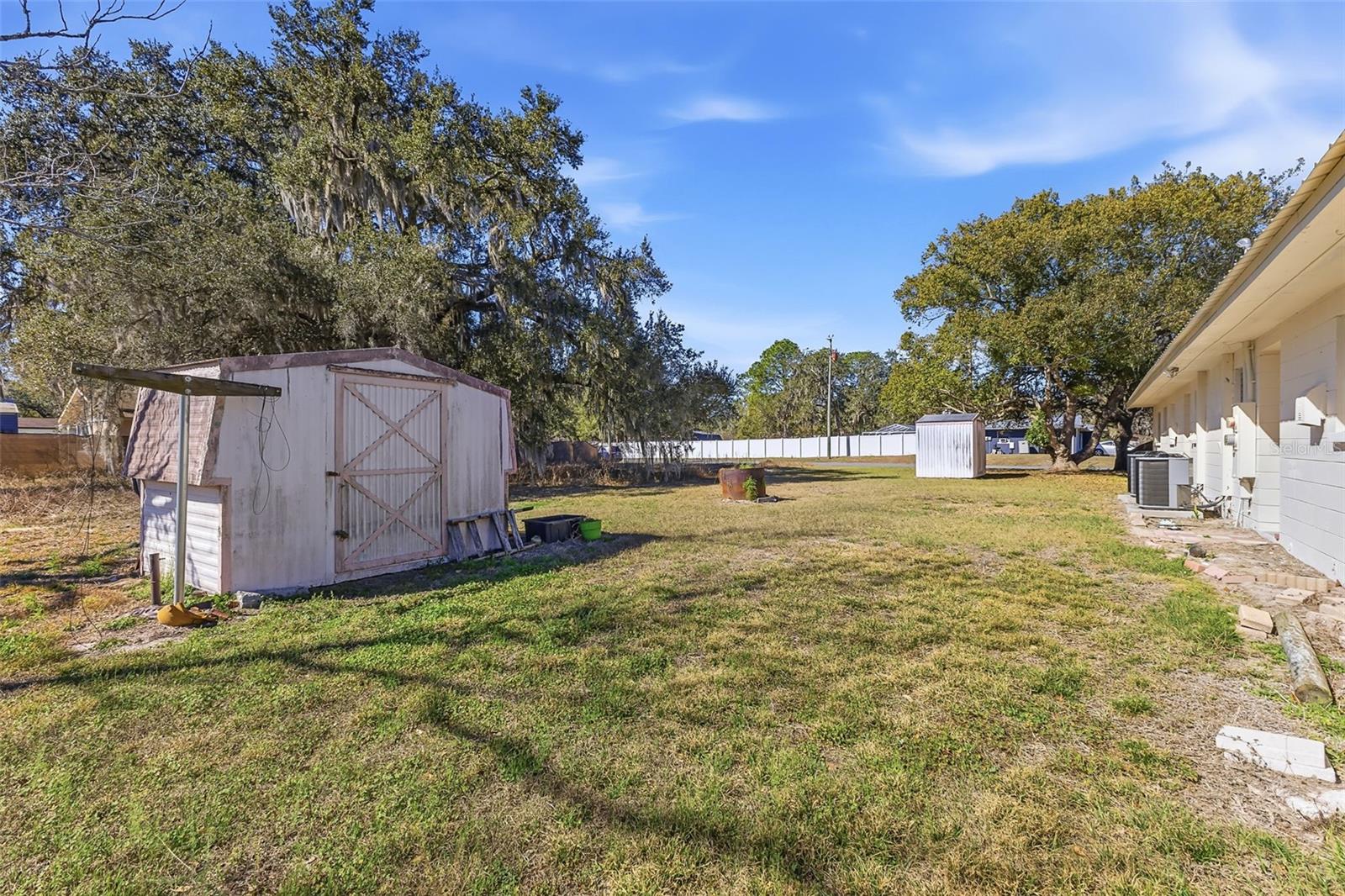 Image 23 of 25 For 34814 & 34816 Evergreen Way