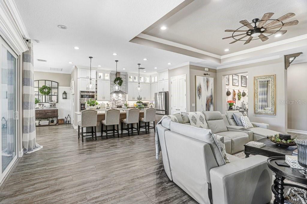 Image 20 of 67 For 5731 Summit View Drive