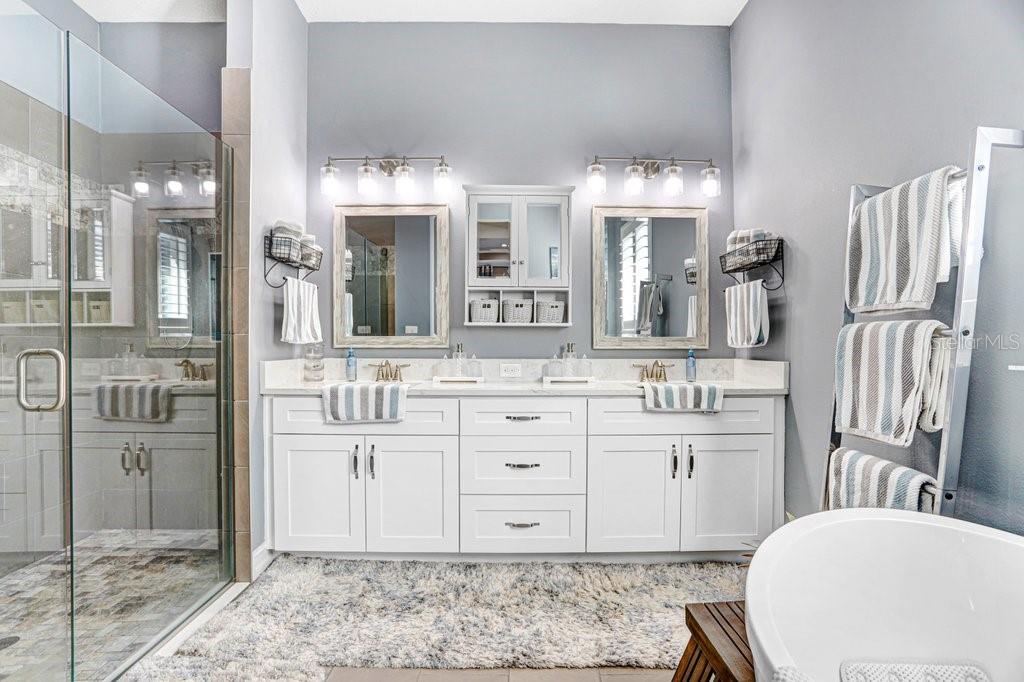 Image 29 of 67 For 5731 Summit View Drive