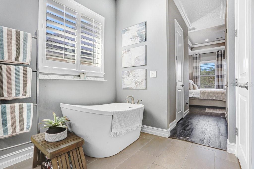 Image 31 of 67 For 5731 Summit View Drive