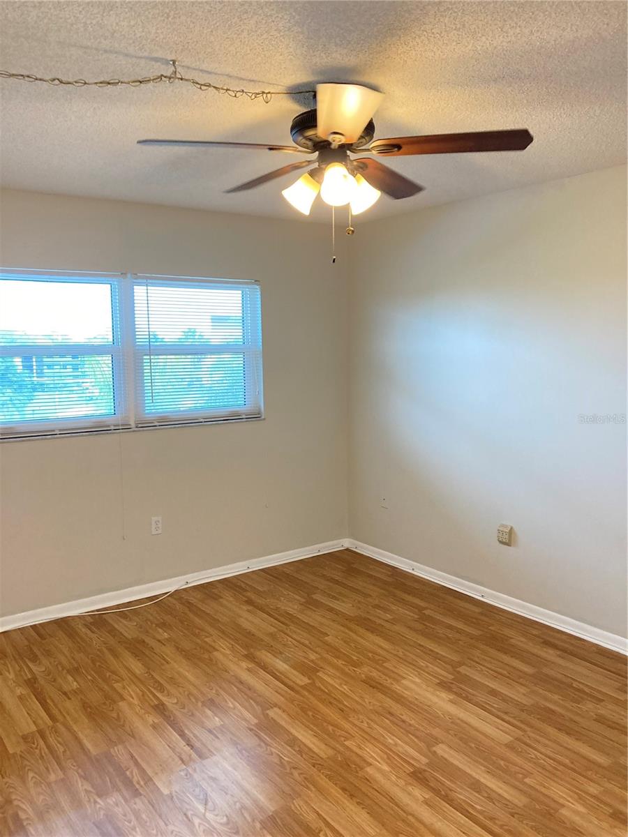 Image 21 of 42 For 5725 80th Street N 408