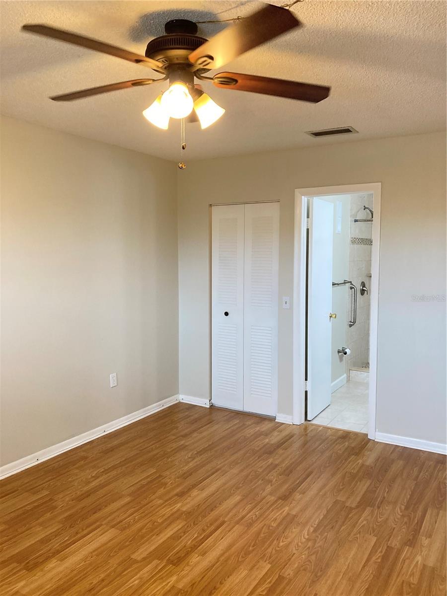 Image 22 of 42 For 5725 80th Street N 408